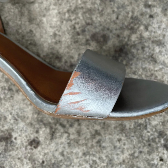 Lucky Brand  Silver Ankle Strap Heels, Size 7 - Picture 7 of 13